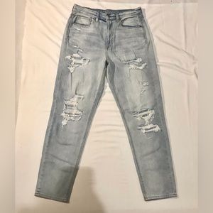 American Eagle light wash distressed jeans